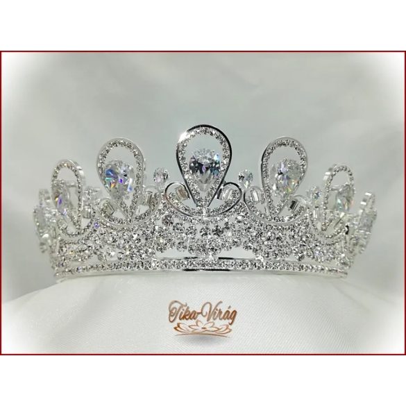 Korona Cirkónia kövekkel díszített CALNC-19041.