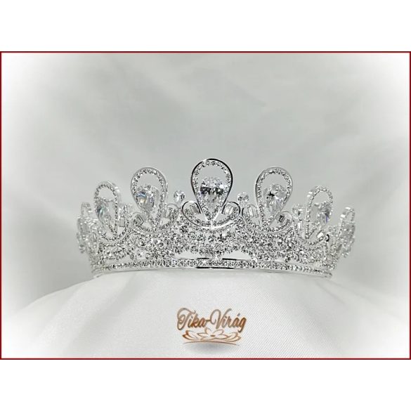 Korona Cirkónia kövekkel díszített CALNC-19041.
