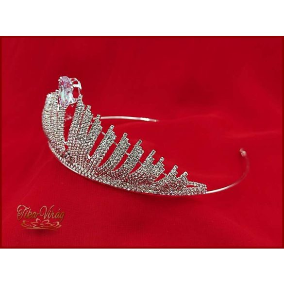 Korona cirkónia kövekkel díszített CALNC-20101.