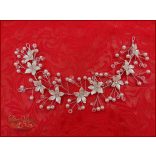 AKCIÓ! 2-t fizetsz 3-at vihetsz! HAJFONAT DÍSZ 30CM X 6CM CALNC-22311.3.