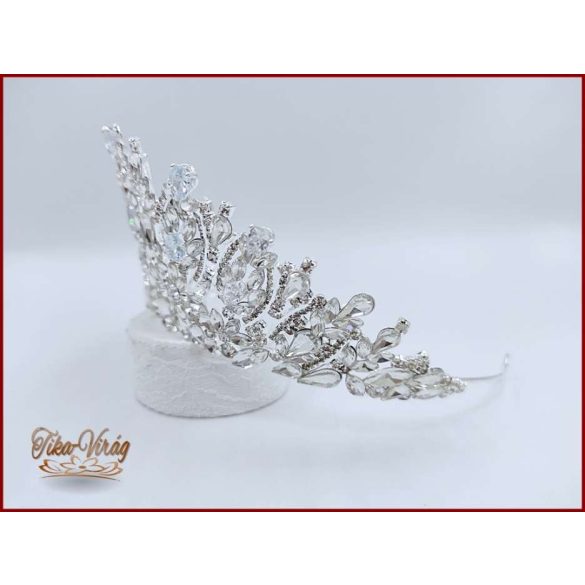 Korona cirkónia köves CALNC-22331.