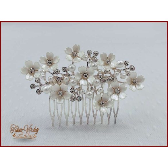 VIRÁGOKKAL DÍSZÍTETT STRASSZOS FEHÉR KONTYTŰ 10 CM X 6 CM CARCI-22607.