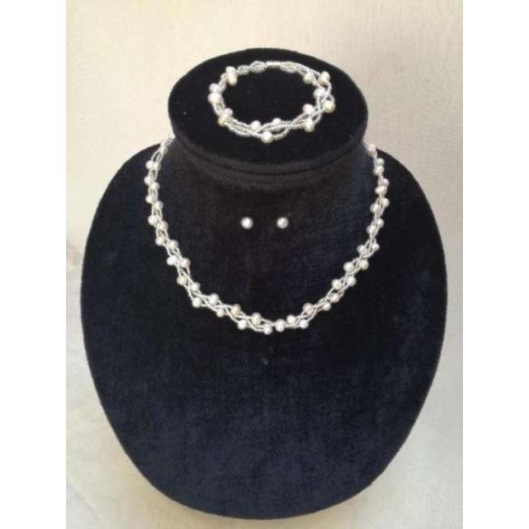 Tenyésztett gyöngy szett Ekrü színű 