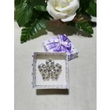 Brosstű Díszdobozban Virág 