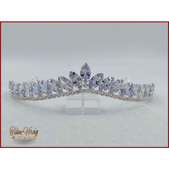 Menyasszonyi diadém cirkonia kövekkel