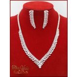 NYAKÉK SZETT CIRKÓNIA- KRISTÁLY-KÖVEKKEL ÉS KRISTÁLY-STRASSZAL DANNH-191004.