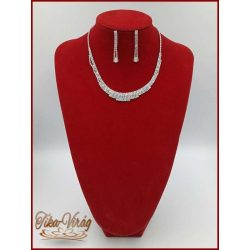 NYAKÉK SZETT CIRKÓNIA KÖVEKKEL DLGGL-191005.