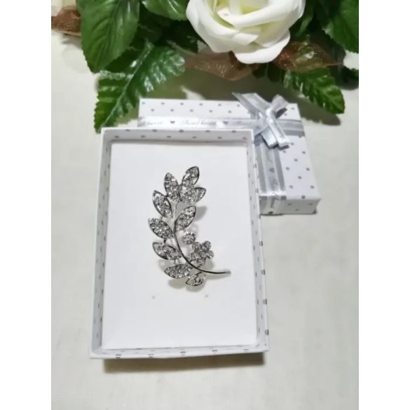 Brosstű Díszdobozban Virágos 