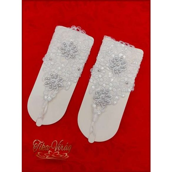 Fehér menyasszonyi vagy báli rövid csipke kesztyű ujjbedugós 