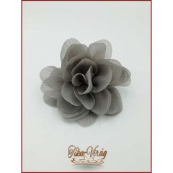 Galamb-szürke színű bross és hajba való virág-dísz 