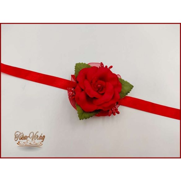 Piros rózsás csuklódísz