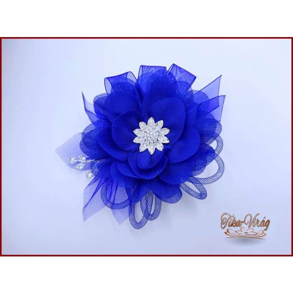 Királykék színű csuklódísz, cirkónia kövekkel díszített, strasszos karkötőn