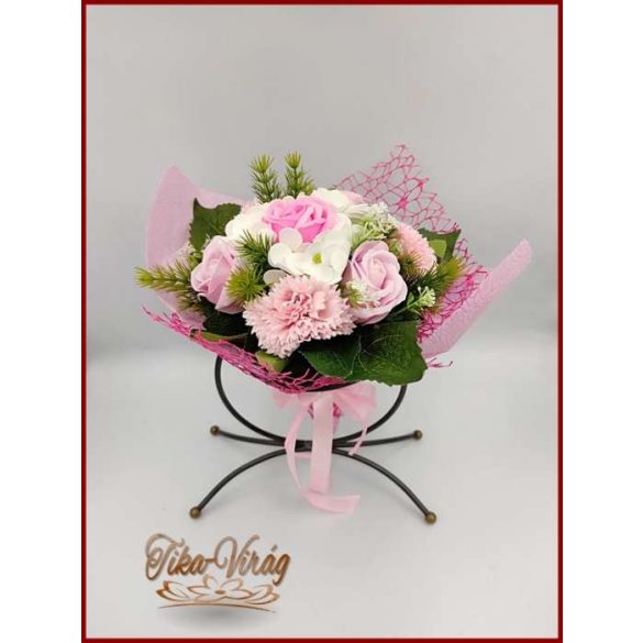 Rózsaszín vegyes szappanvirág csokor