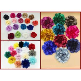 Elegáns bross virágdísz ruhára és hajba