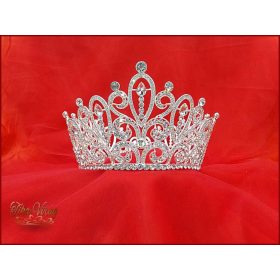 Teljes Kör Koronák - királynői stílusban